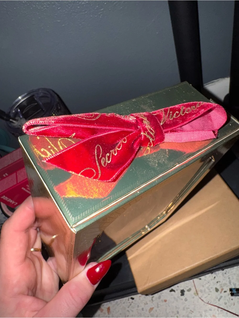 Victoria's Secret Bombshell Soirée Shimmer Body Gift set